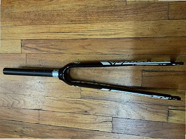 Cannondale Carbon Cyclocross Fork Post Mount 72mm , Disc ,Steer 230mm