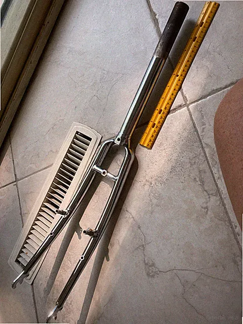 Easy Racers recumbent bike fork 1 & 1/8" diameter threaded 10 & 7/8" long NEW